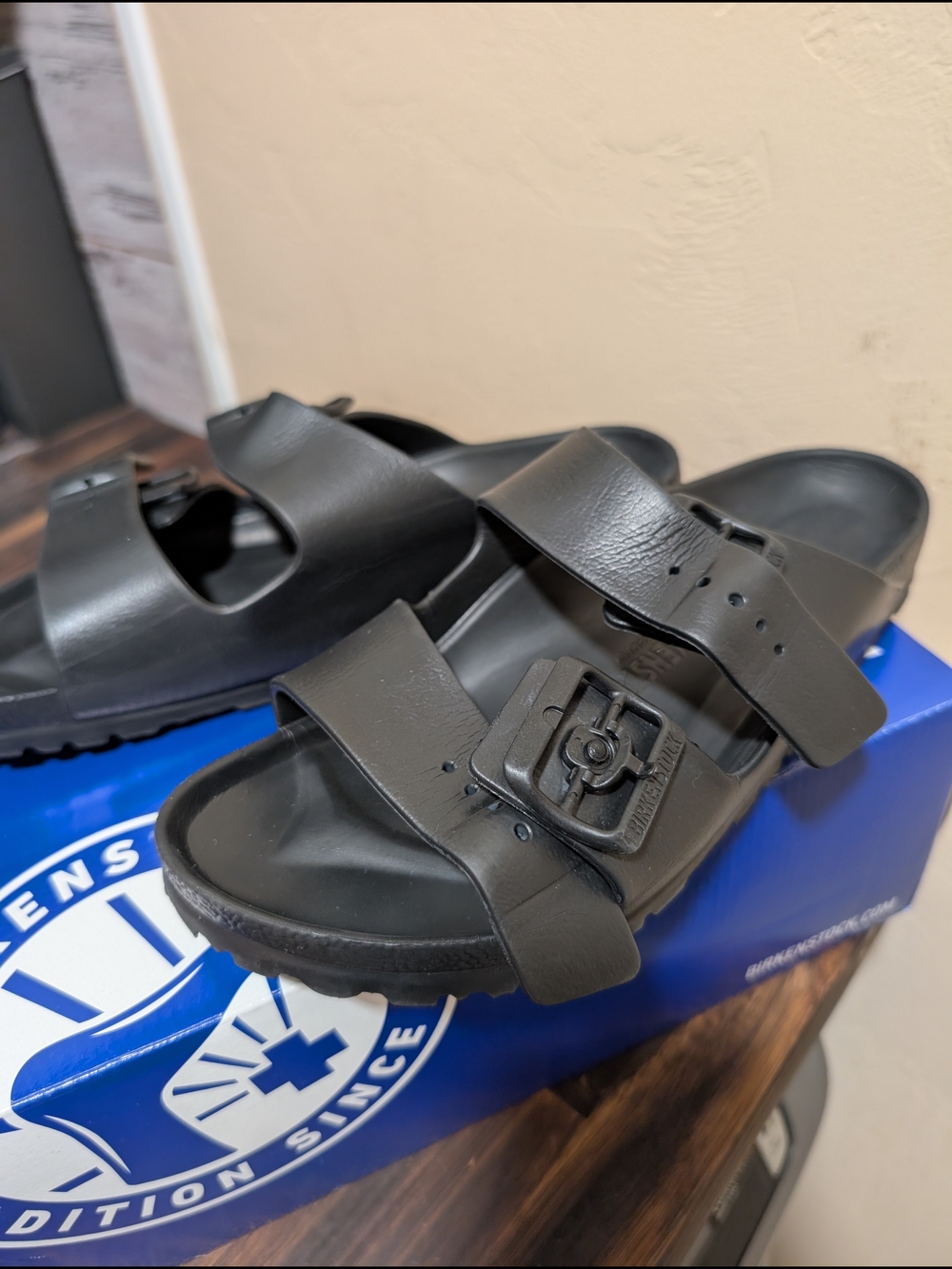 Unisex Birkenstock Arizona EVA Waterproof Sandals Black (Size 38) L-7 M-5 - Picture 14 of 16